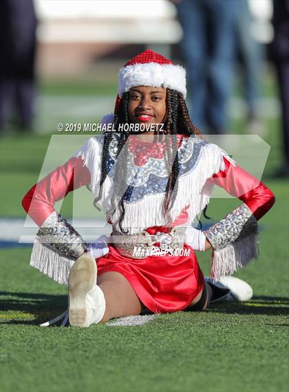 Thumbnail 3 in Lone Star vs. Ryan (UIL 5A Semifinal) photogallery.