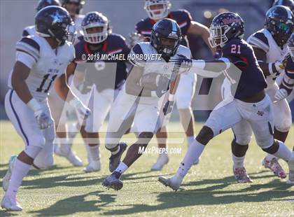 Thumbnail 1 in Lone Star vs. Ryan (UIL 5A Semifinal) photogallery.