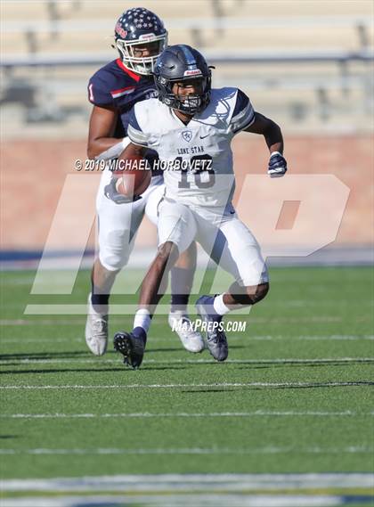Thumbnail 2 in Lone Star vs. Ryan (UIL 5A Semifinal) photogallery.