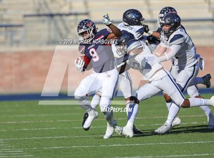 Thumbnail 1 in Lone Star vs. Ryan (UIL 5A Semifinal) photogallery.