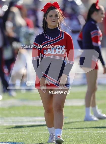 Thumbnail 2 in Lone Star vs. Ryan (UIL 5A Semifinal) photogallery.
