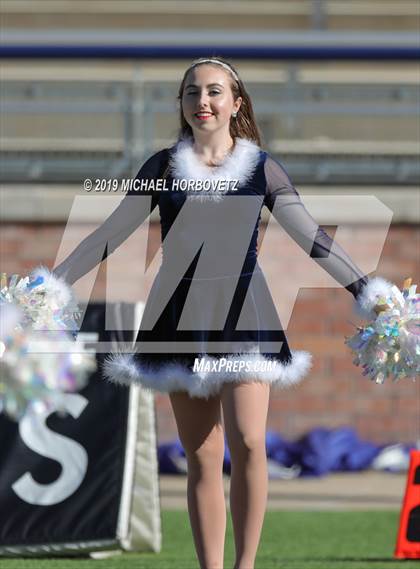 Thumbnail 2 in Lone Star vs. Ryan (UIL 5A Semifinal) photogallery.