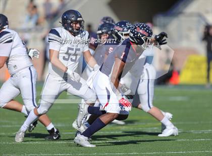 Thumbnail 2 in Lone Star vs. Ryan (UIL 5A Semifinal) photogallery.
