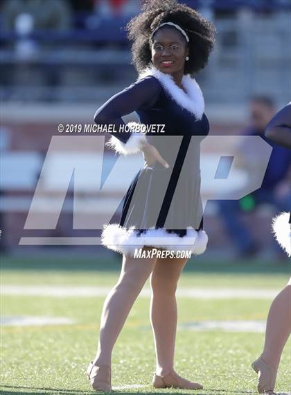 Thumbnail 3 in Lone Star vs. Ryan (UIL 5A Semifinal) photogallery.