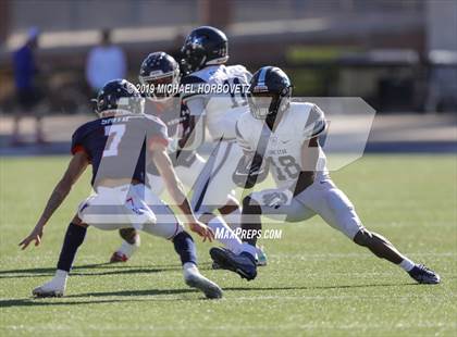 Thumbnail 2 in Lone Star vs. Ryan (UIL 5A Semifinal) photogallery.