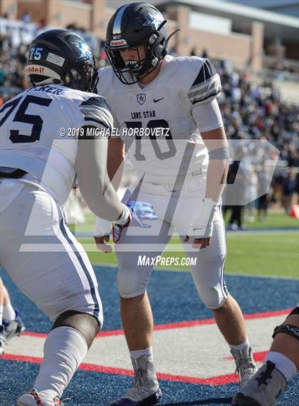Thumbnail 2 in Lone Star vs. Ryan (UIL 5A Semifinal) photogallery.