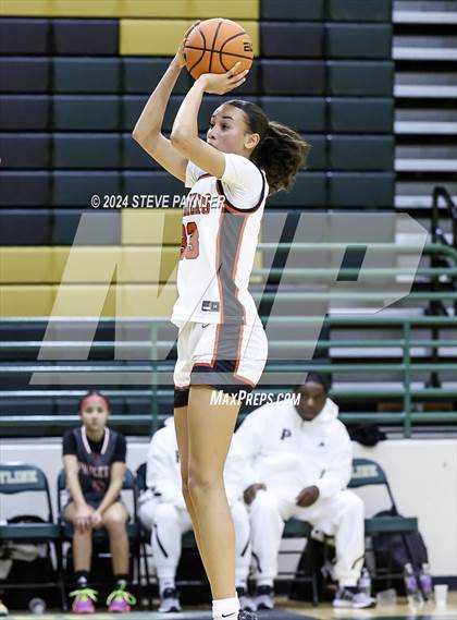 Thumbnail 1 in Clackamas vs Princeton ( Nike TOC) photogallery.
