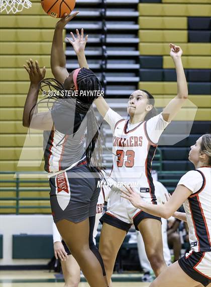 Thumbnail 1 in Clackamas vs Princeton ( Nike TOC) photogallery.