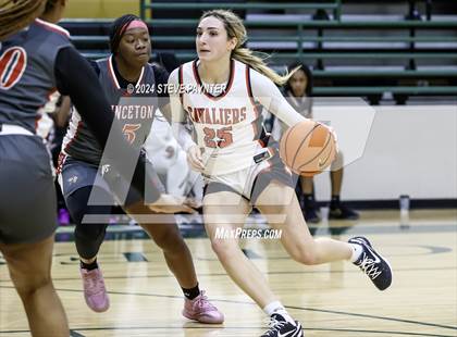 Thumbnail 3 in Clackamas vs Princeton ( Nike TOC) photogallery.