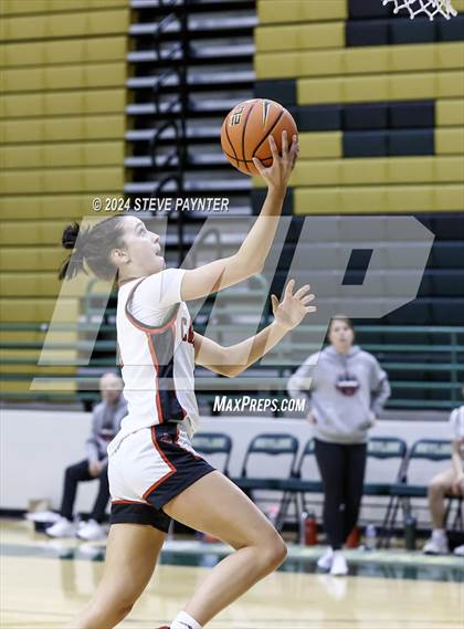 Thumbnail 3 in Clackamas vs Princeton ( Nike TOC) photogallery.