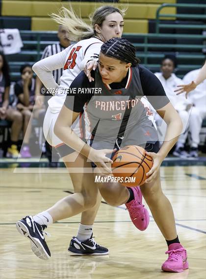 Thumbnail 1 in Clackamas vs Princeton ( Nike TOC) photogallery.