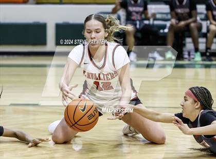 Thumbnail 2 in Clackamas vs Princeton ( Nike TOC) photogallery.