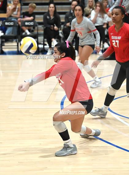 Thumbnail 3 in Archbishop Mitty @ Mater Dei (CIF State Open Division Finals) photogallery.