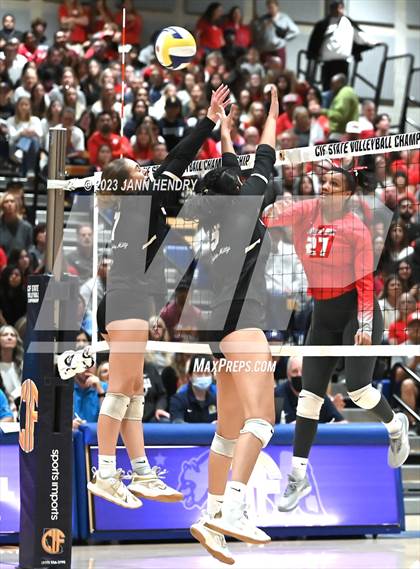 Thumbnail 1 in Archbishop Mitty @ Mater Dei (CIF State Open Division Finals) photogallery.