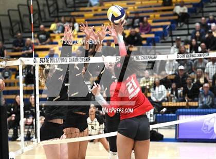 Thumbnail 3 in Archbishop Mitty @ Mater Dei (CIF State Open Division Finals) photogallery.