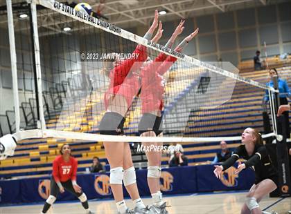 Thumbnail 3 in Archbishop Mitty @ Mater Dei (CIF State Open Division Finals) photogallery.