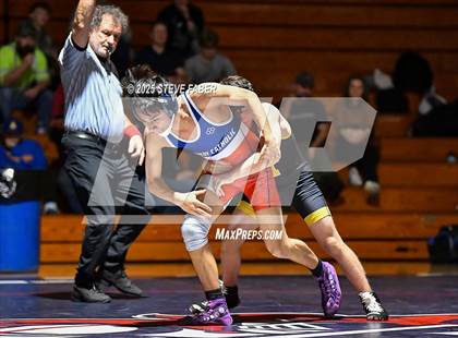 Thumbnail 3 in Tahoma at Kennedy Catholic photogallery.