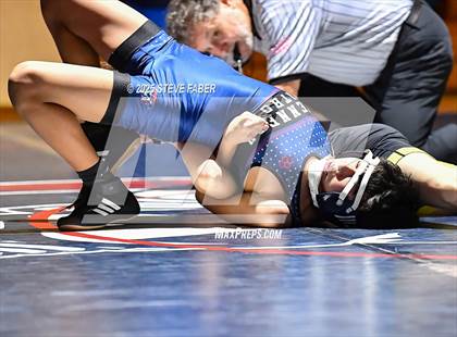 Thumbnail 1 in Tahoma at Kennedy Catholic photogallery.