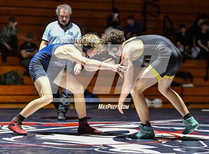 Thumbnail 3 in Tahoma at Kennedy Catholic photogallery.