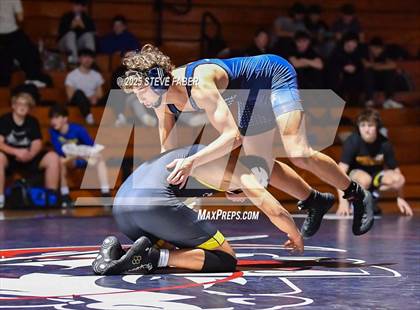 Thumbnail 3 in Tahoma at Kennedy Catholic photogallery.