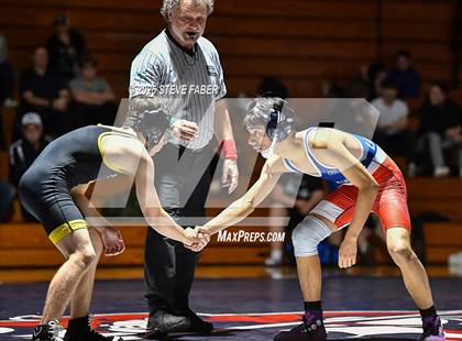 Thumbnail 2 in Tahoma at Kennedy Catholic photogallery.