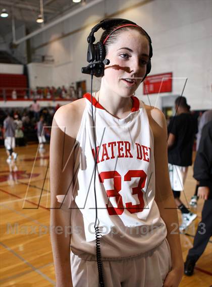 Thumbnail 2 in Mater Dei vs. La Jolla Country Day (Realrun Classic) photogallery.