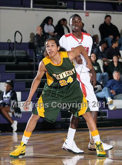 Thumbnail 1 in Kennedy vs. Pleasant Grove (St. Hope Elite Classic) photogallery.