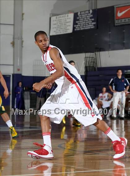 Thumbnail 3 in Kennedy vs. Pleasant Grove (St. Hope Elite Classic) photogallery.