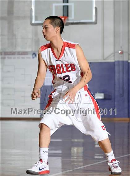 Thumbnail 2 in Kennedy vs. Pleasant Grove (St. Hope Elite Classic) photogallery.