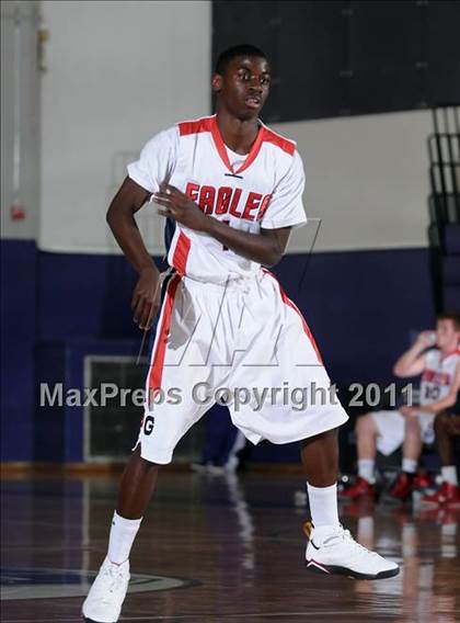 Thumbnail 3 in Kennedy vs. Pleasant Grove (St. Hope Elite Classic) photogallery.