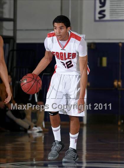 Thumbnail 2 in Kennedy vs. Pleasant Grove (St. Hope Elite Classic) photogallery.