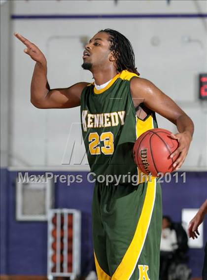 Thumbnail 1 in Kennedy vs. Pleasant Grove (St. Hope Elite Classic) photogallery.