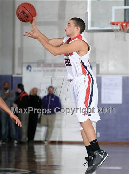 Thumbnail 2 in Kennedy vs. Pleasant Grove (St. Hope Elite Classic) photogallery.