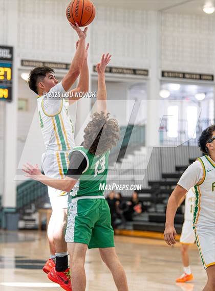 Thumbnail 2 in Albuquerque vs. Pecos (Al Armendariz Tournament) photogallery.