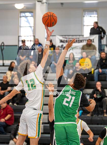 Thumbnail 3 in Albuquerque vs. Pecos (Al Armendariz Tournament) photogallery.