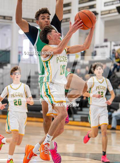 Thumbnail 3 in Albuquerque vs. Pecos (Al Armendariz Tournament) photogallery.