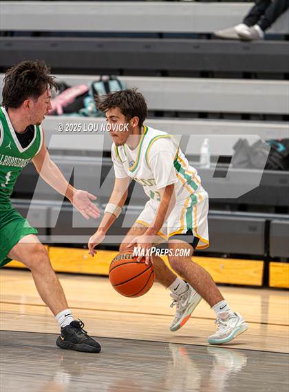 Thumbnail 3 in Albuquerque vs. Pecos (Al Armendariz Tournament) photogallery.