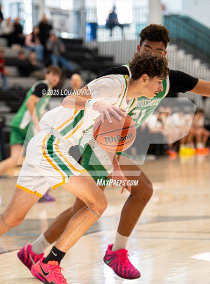 Thumbnail 3 in Albuquerque vs. Pecos (Al Armendariz Tournament) photogallery.