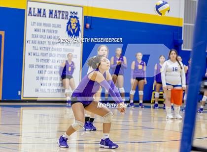 Thumbnail 3 in Lemoore @ Exeter photogallery.