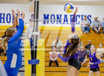 Thumbnail 3 in Lemoore @ Exeter photogallery.