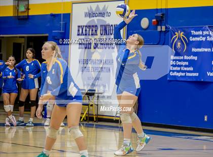 Thumbnail 2 in Lemoore @ Exeter photogallery.