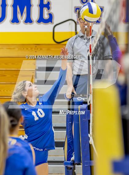 Thumbnail 2 in Lemoore @ Exeter photogallery.