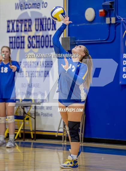 Thumbnail 1 in Lemoore @ Exeter photogallery.