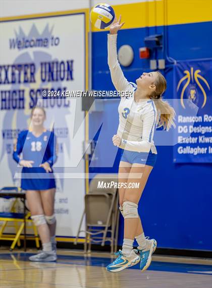 Thumbnail 1 in Lemoore @ Exeter photogallery.