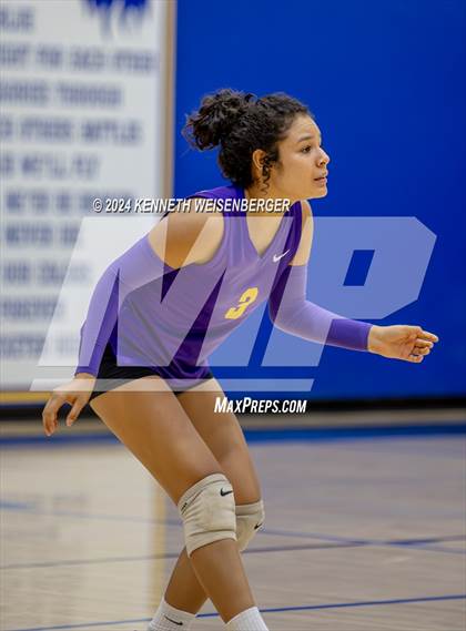 Thumbnail 2 in Lemoore @ Exeter photogallery.