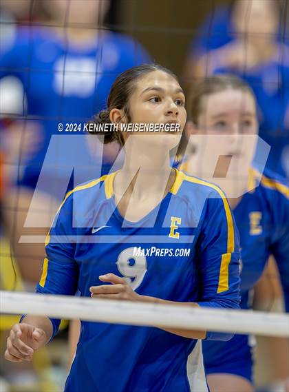 Thumbnail 3 in Lemoore @ Exeter photogallery.