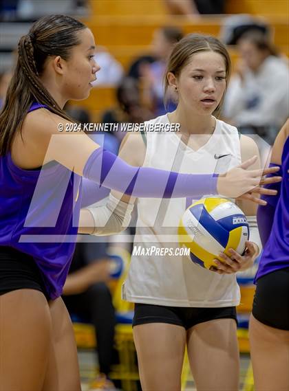 Thumbnail 1 in Lemoore @ Exeter photogallery.