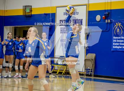Thumbnail 1 in Lemoore @ Exeter photogallery.
