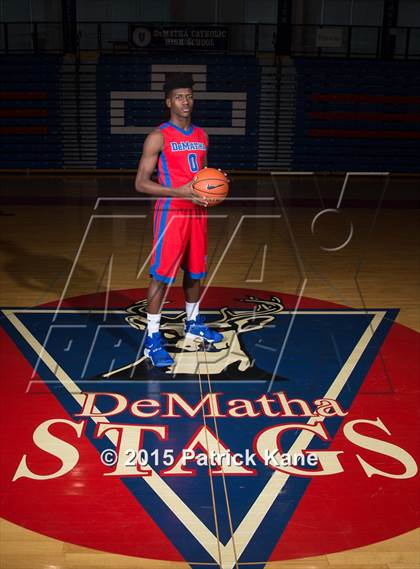 Thumbnail 1 in DeMatha (Preseason Early Contenders Photo Shoot) photogallery.