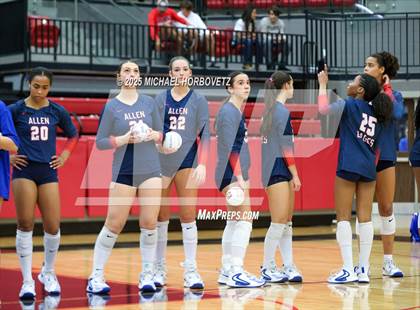 Thumbnail 1 in Allen vs. Byron Nelson (UIL 6A D1 Regional Semi-Final) photogallery.